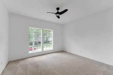 30 E Wedgemere Circle The Woodlands TX 77381