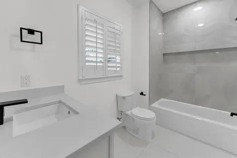 30 E Wedgemere Circle The Woodlands TX 77381
