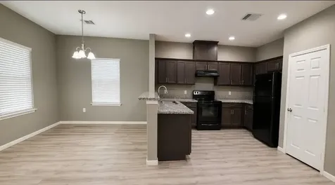 305 E Waring Dayton TX 77535