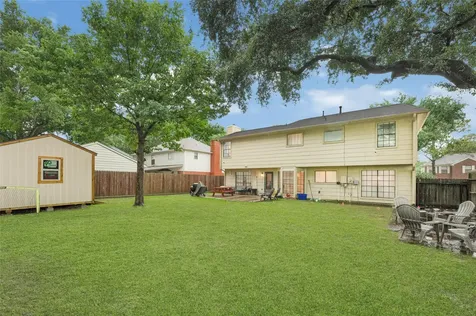 7842 Sunny Ridge Drive Houston TX 77095