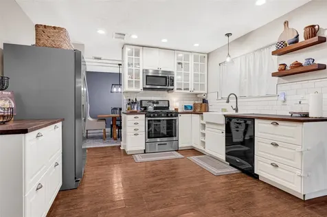7842 Sunny Ridge Drive Houston TX 77095