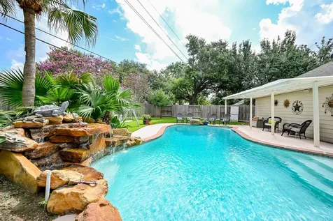 17518 Rustling Aspen Lane Houston TX 77095