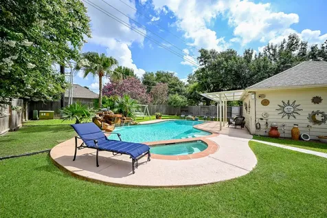 17518 Rustling Aspen Lane Houston TX 77095