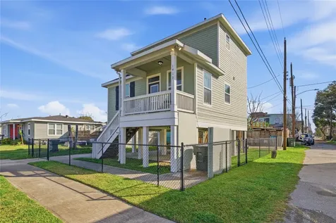 1912 55th Street Galveston TX 77551