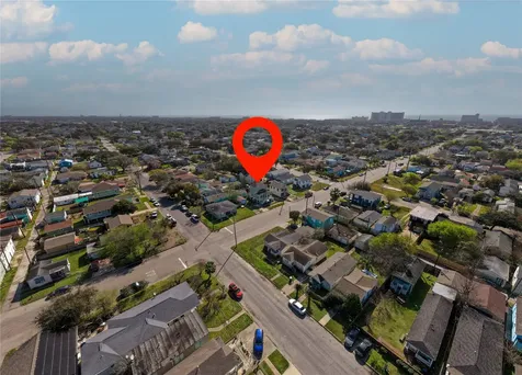 1912 55th Street Galveston TX 77551