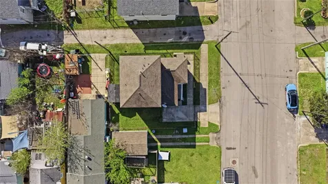 1912 55th Street Galveston TX 77551