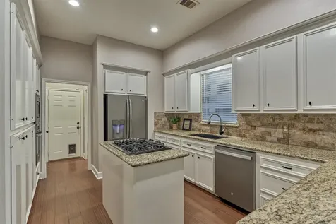 373 Bayshore Drive Montgomery TX 77356