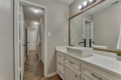373 Bayshore Drive Montgomery TX 77356