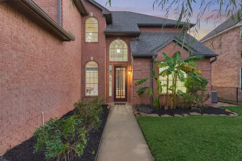 373 Bayshore Drive Montgomery TX 77356