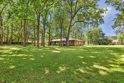409 E Linney Street Dayton TX 77535