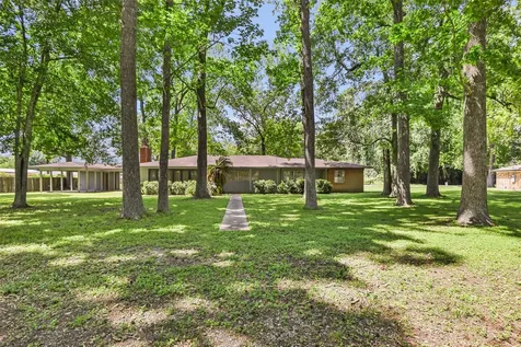 409 E Linney Street Dayton TX 77535