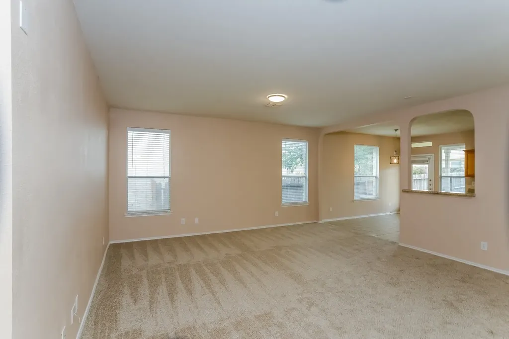 6119 Briscoe Leaf San Antonio TX 78253