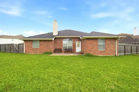 607 29th Avenue N Texas City TX 77590