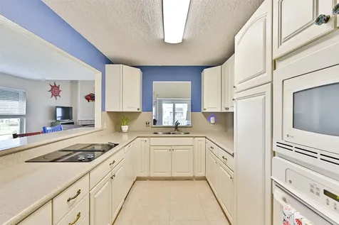 8111 Broadway Street 5 Galveston TX 77554