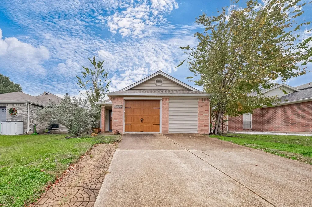 18315 Westlock Street Tomball TX 77377