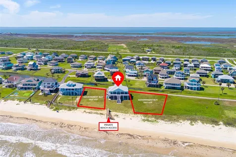 3244 Gulf Castle Drive Crystal Beach TX 77650