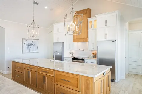 3244 Gulf Castle Drive Crystal Beach TX 77650