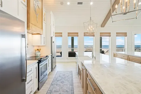 3244 Gulf Castle Drive Crystal Beach TX 77650