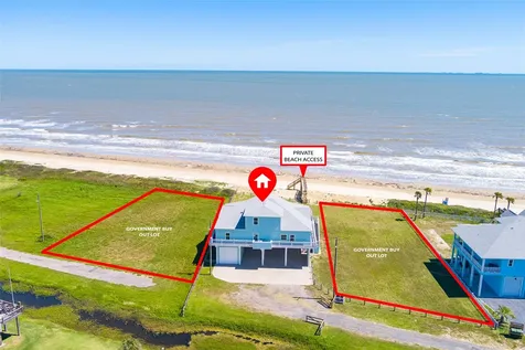 3244 Gulf Castle Drive Crystal Beach TX 77650