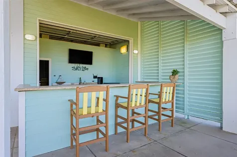 3244 Gulf Castle Drive Crystal Beach TX 77650