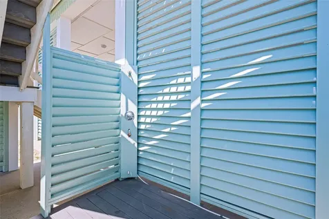3244 Gulf Castle Drive Crystal Beach TX 77650