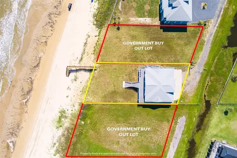 3244 Gulf Castle Drive Crystal Beach TX 77650