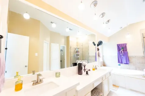 16039 Surrey Woods Drive Friendswood TX 77546