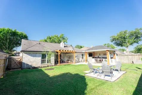 16039 Surrey Woods Drive Friendswood TX 77546