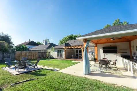 16039 Surrey Woods Drive Friendswood TX 77546