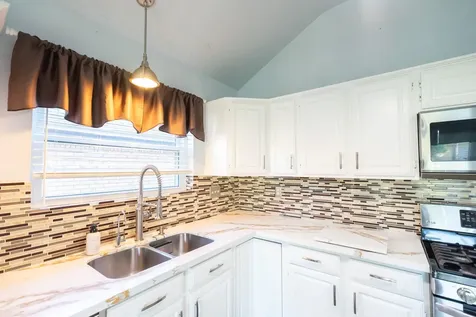 16039 Surrey Woods Drive Friendswood TX 77546