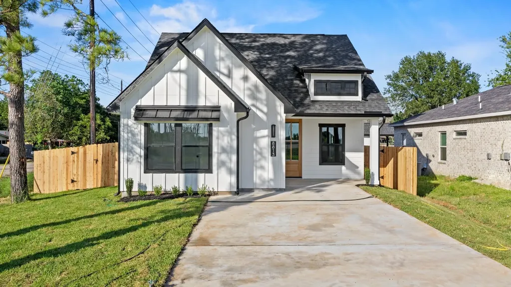 8813 Altimore Road Needville TX 77461