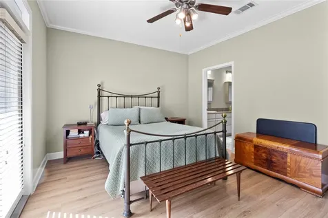 1711 Old Spanish Trail 136 Houston TX 77054