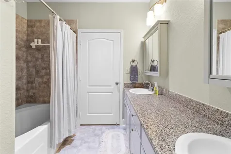 1711 Old Spanish Trail 136 Houston TX 77054
