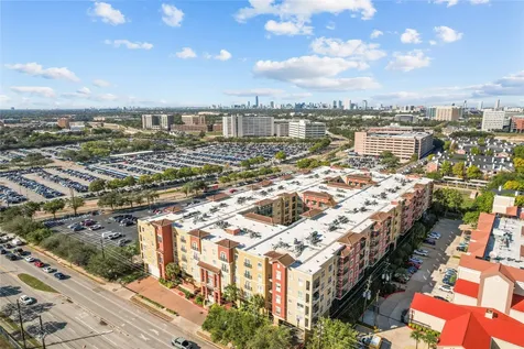 1711 Old Spanish Trail 136 Houston TX 77054