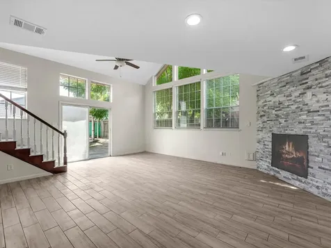 5747 Fontenelle Drive Houston TX 77035