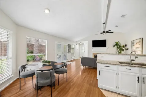 30 Camberwell Court The Woodlands TX 77380