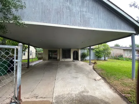 5719 Beldart Street Houston TX 77033