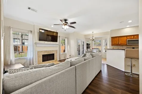 16002 Gladebrook Glen Lane Houston TX 77095