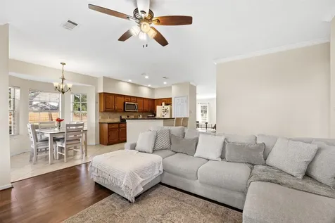 16002 Gladebrook Glen Lane Houston TX 77095