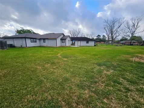 1131 County Road 515 Brazoria TX 77422