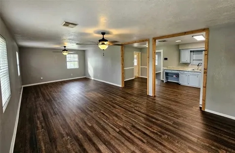1131 County Road 515 Brazoria TX 77422