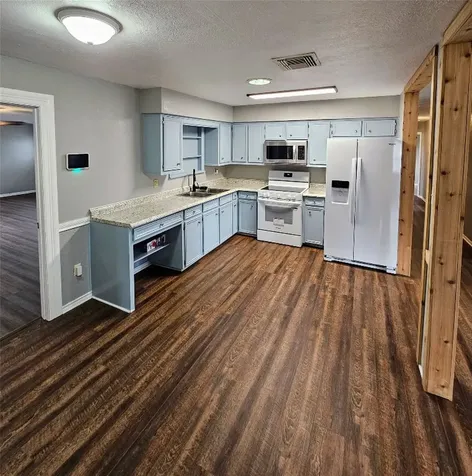 1131 County Road 515 Brazoria TX 77422