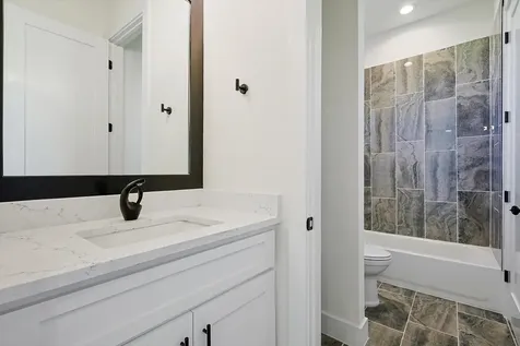 5009 Glenoaks Court Weatherford TX 76088