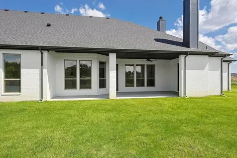 5009 Glenoaks Court Weatherford TX 76088
