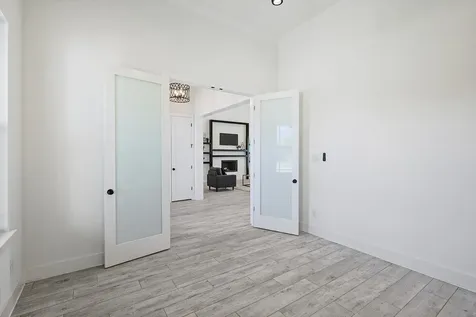 5009 Glenoaks Court Weatherford TX 76088