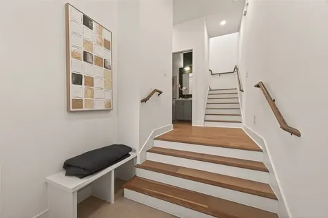 602 Jewett Street B Houston TX 77009