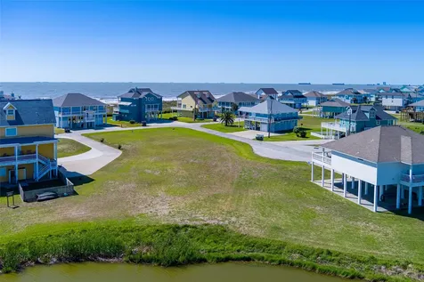 704 Cameron Circle Port Bolivar TX 77650
