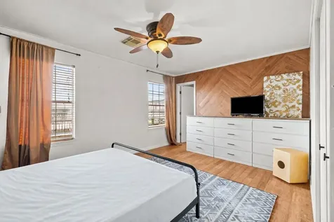 436 Pompano Street Bayou Vista TX 77563