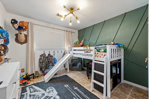 436 Pompano Street Bayou Vista TX 77563