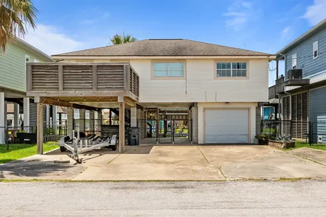 436 Pompano Street Bayou Vista TX 77563